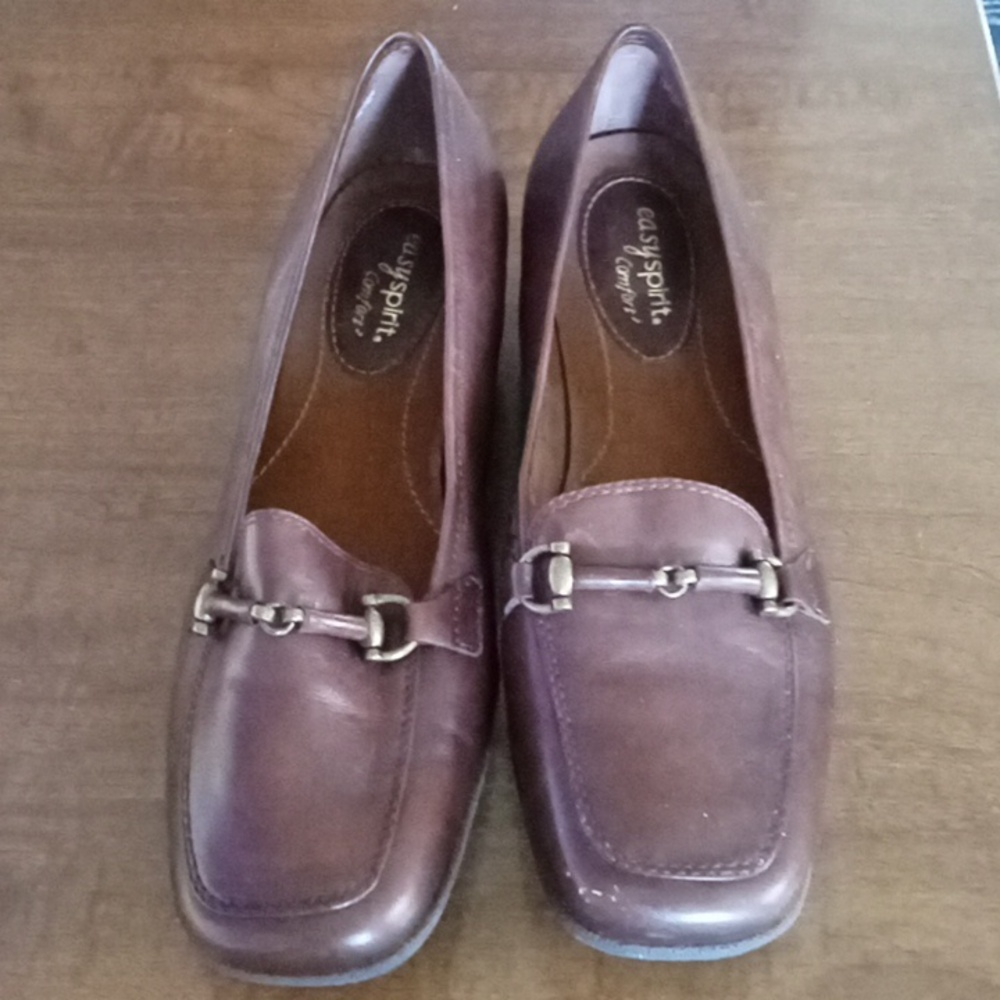 Shoes - Picture 2 of 2